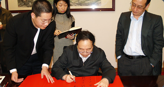 1585496225571883.png blob.png